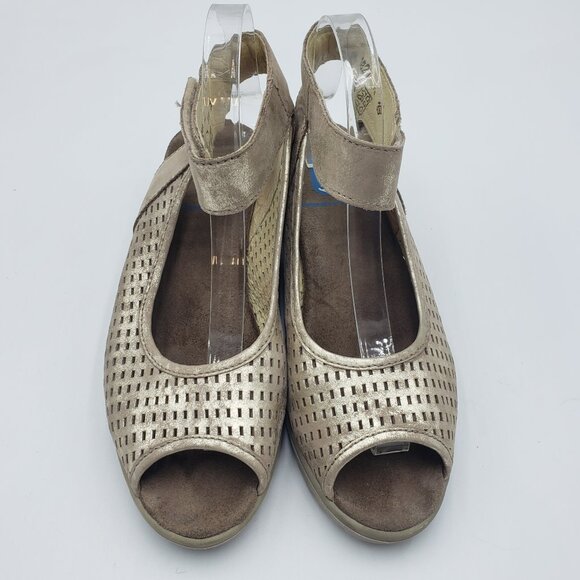 Wolky Ankle Strap Sandals 39 Womens Low Wedge Metallic Gold - Picture 4 of 9